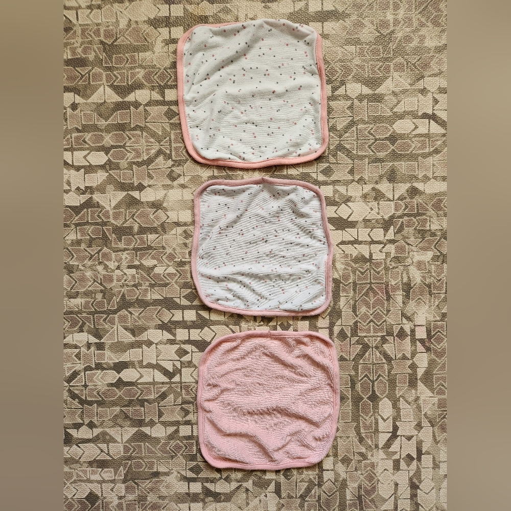 NWOT Carter's 3 Pack of Pink Square Burp Cloths